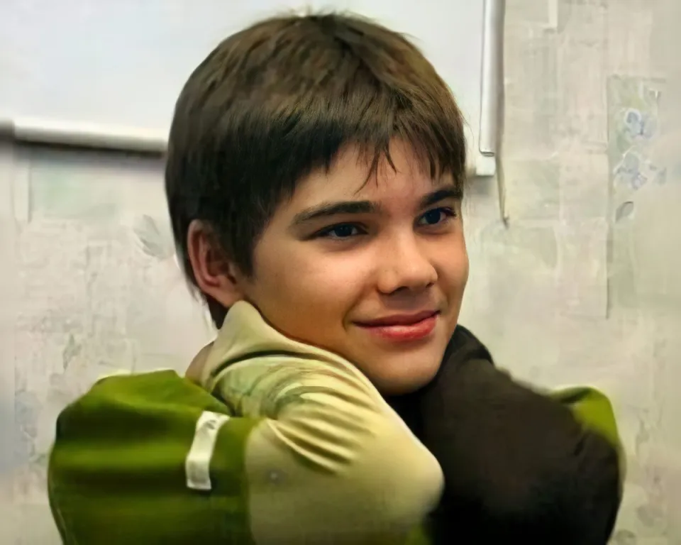 Menino russo Boris Kipriyanovich.