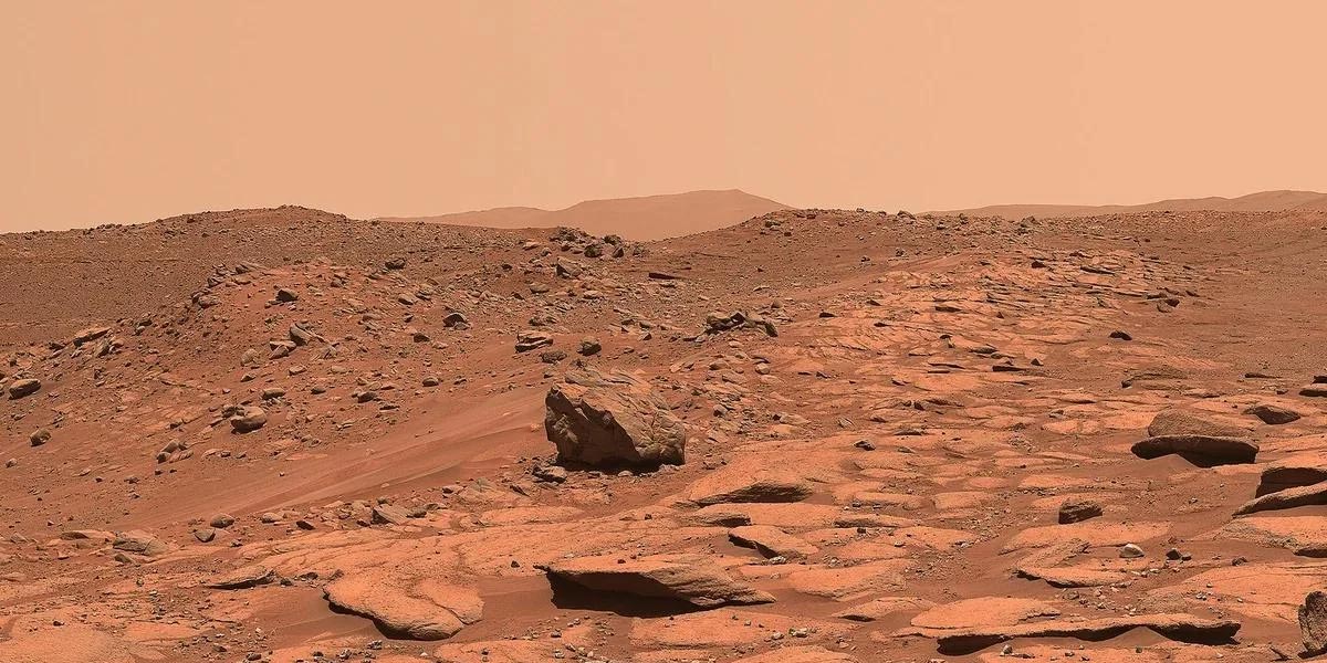 Paisagem marciana capturada por um rover da Nasa.